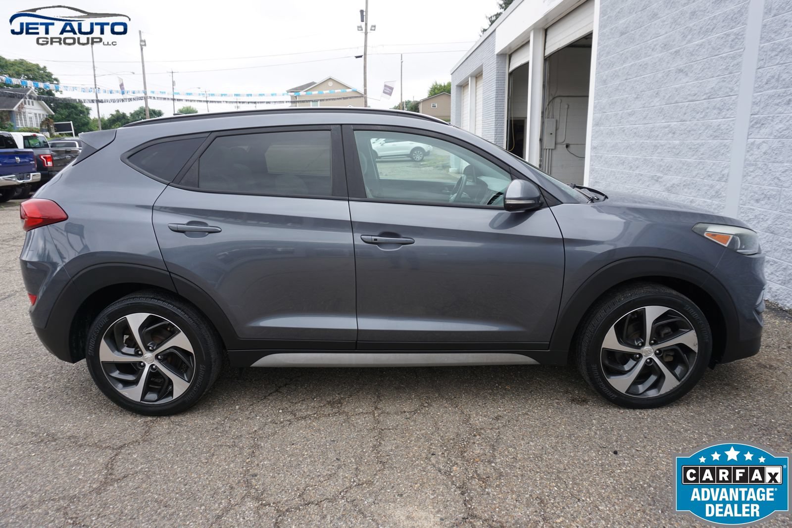 Used 2018 Hyundai Tucson Value AWD/4WD image 11