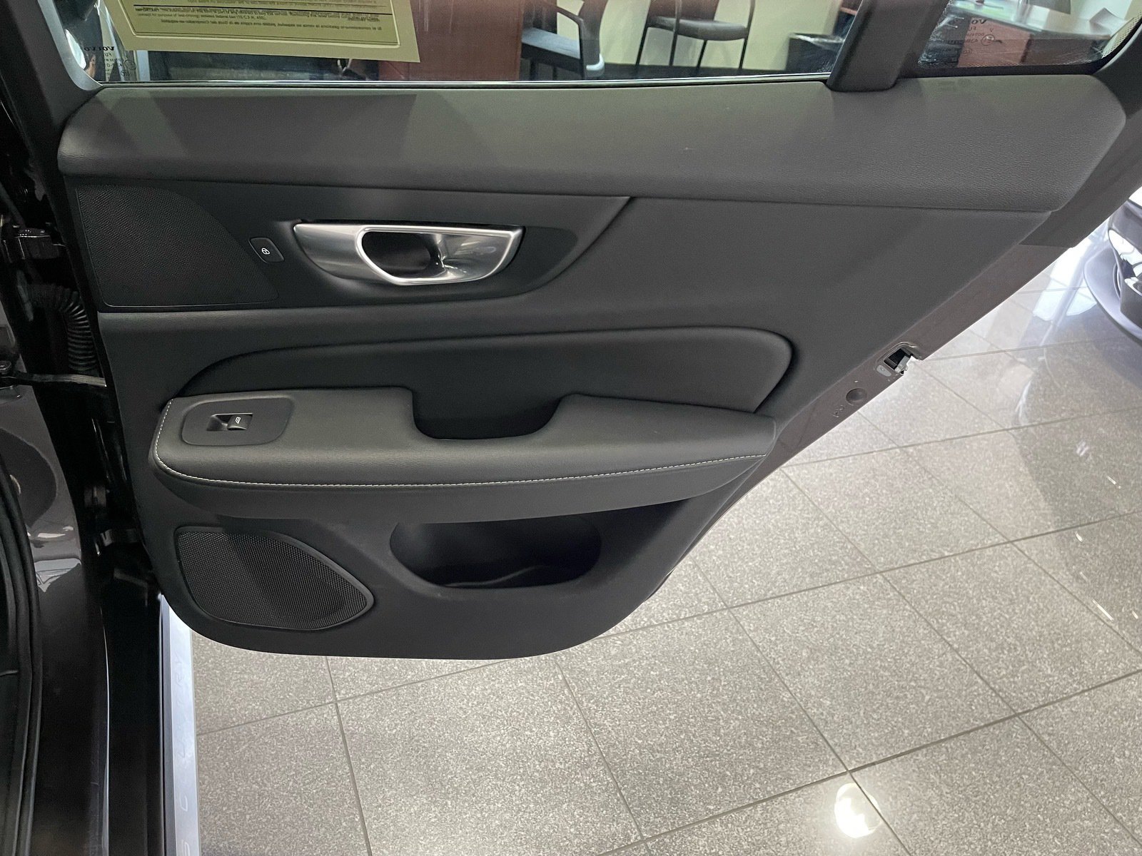 Used 2024 Volvo V60 B5 Cross Country Ultimate AWD/4WD image 44