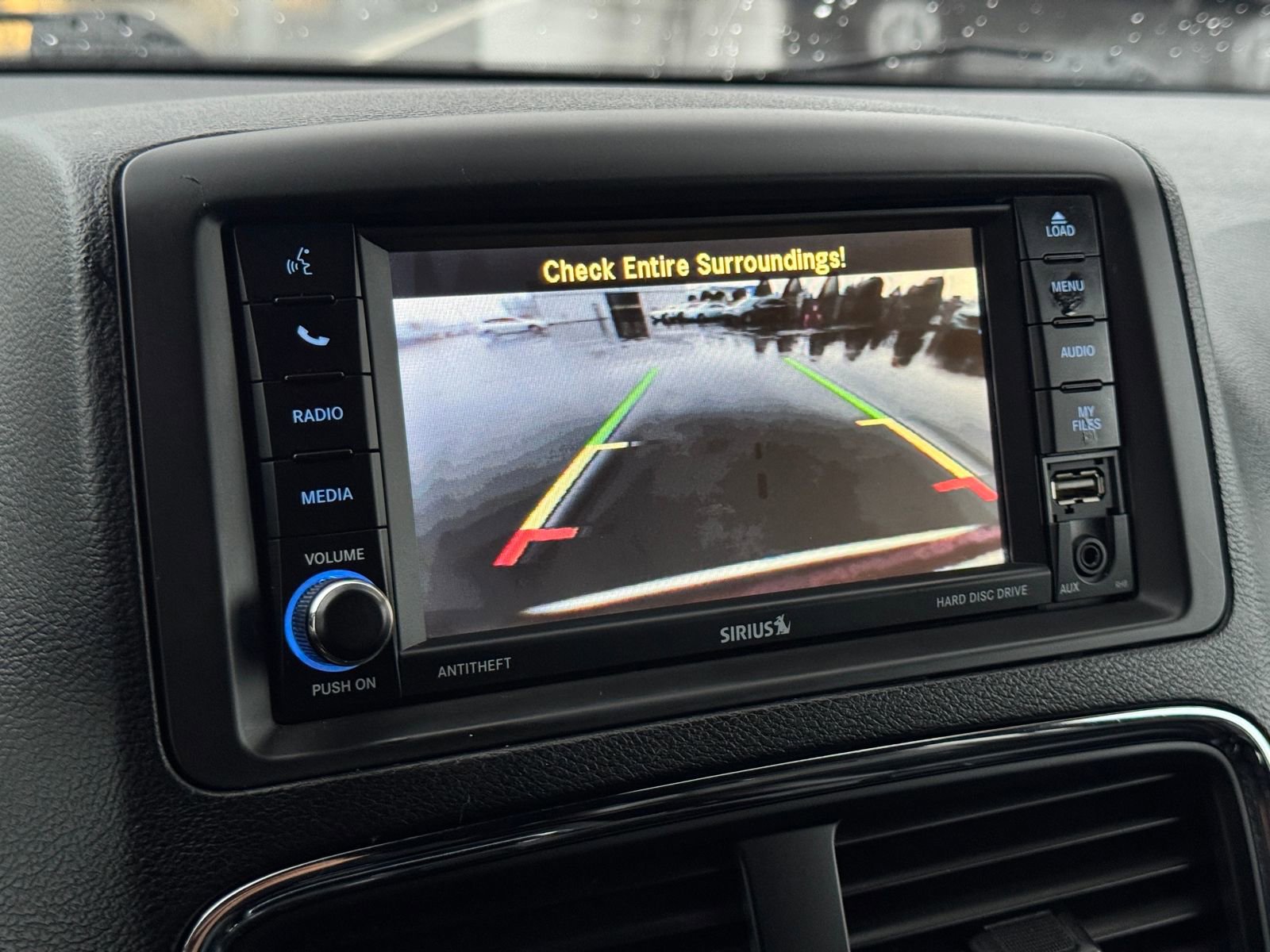 Used 2017 Dodge Grand Caravan GT image 21