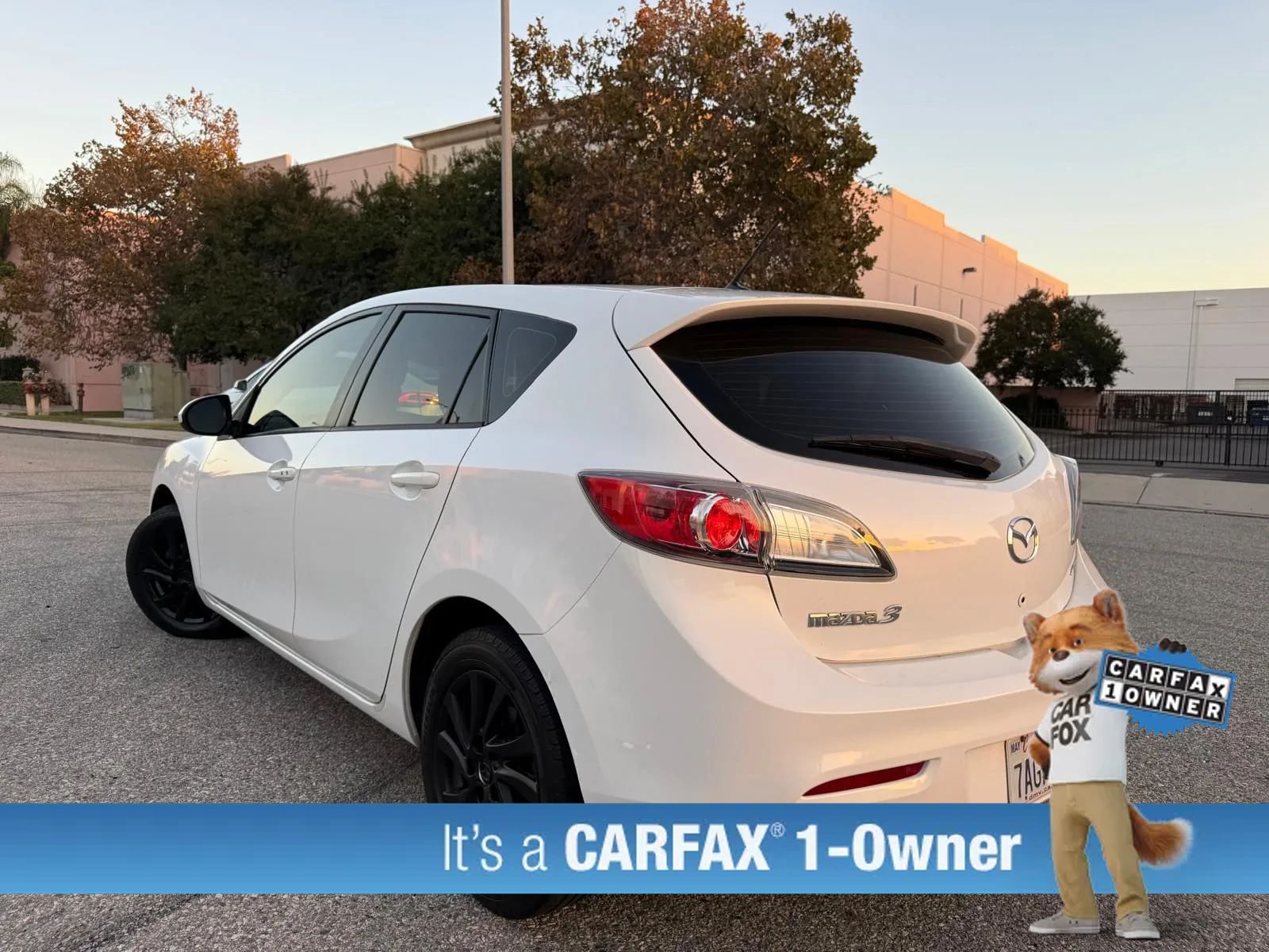 Used 2013 MAZDA MAZDA3 i Touring FWD image 11