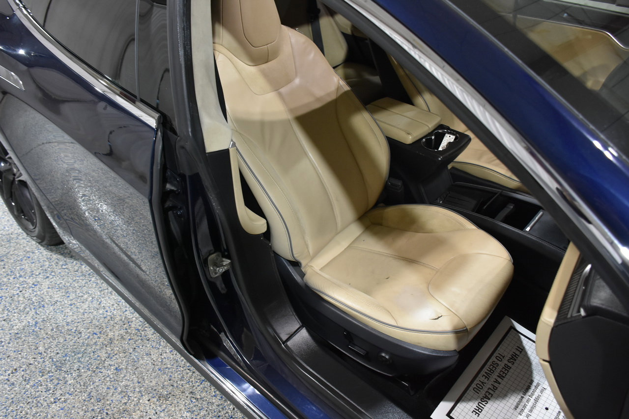 Used 2013 Tesla Model S Performance image 13