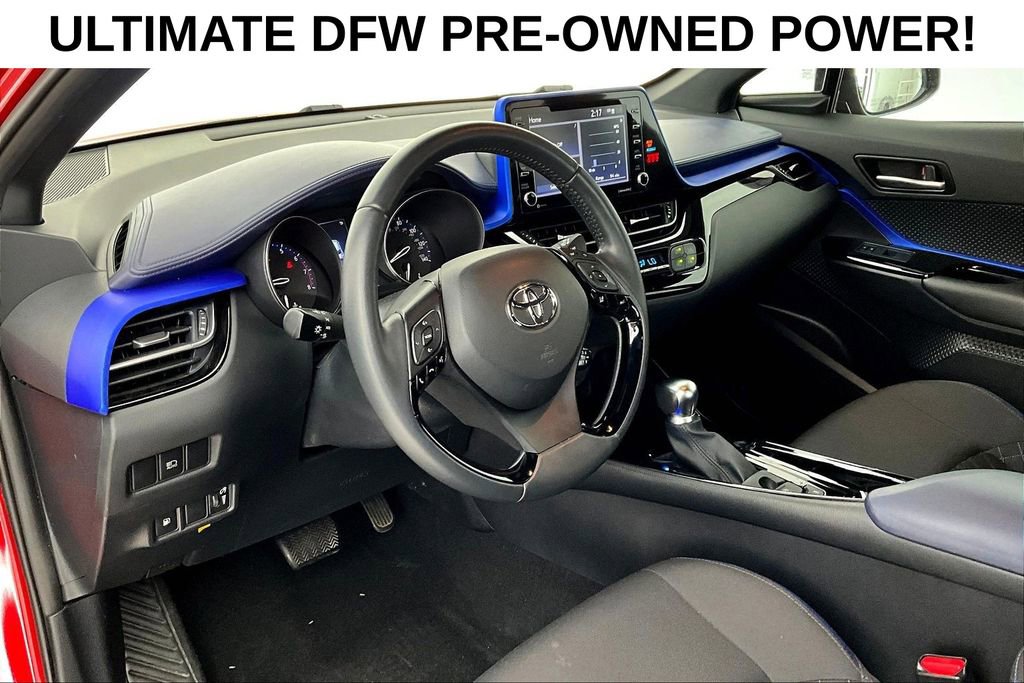 Used 2022 Toyota C-HR XLE FWD image 15