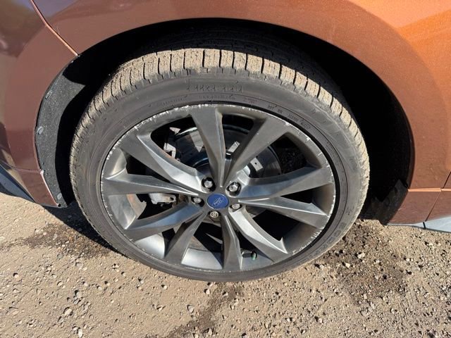 Used 2017 Ford Edge Sport w/ Technology Package AWD/4WD image 11
