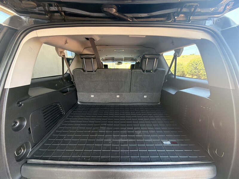 Used 2019 GMC Yukon XL Denali AWD/4WD image 5