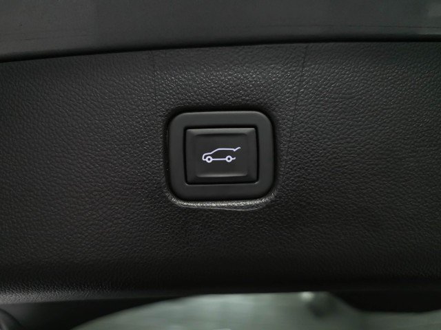 Used 2024 Chevrolet Blazer Premier w/ Driver Confidence II Package AWD/4WD image 38