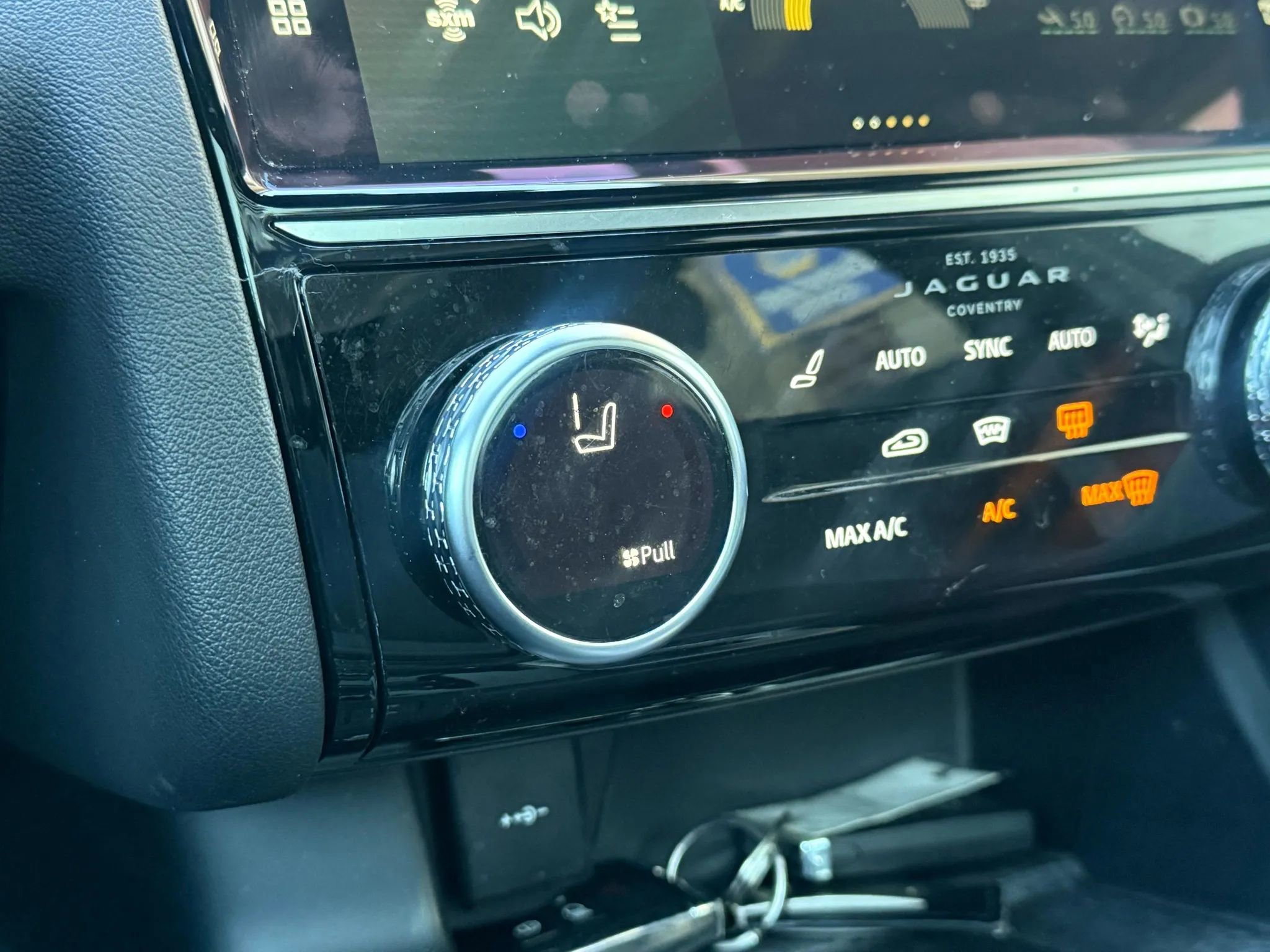 Used 2021 Jaguar E-PACE SE image 26