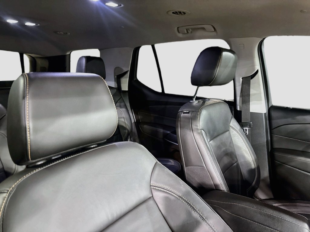 Used 2020 Chevrolet Traverse RS FWD image 25