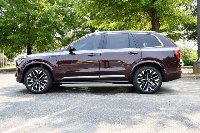 New 2026 Volvo XC90 T8 Ultra w/ Protection Package Premier AWD/4WD image 4