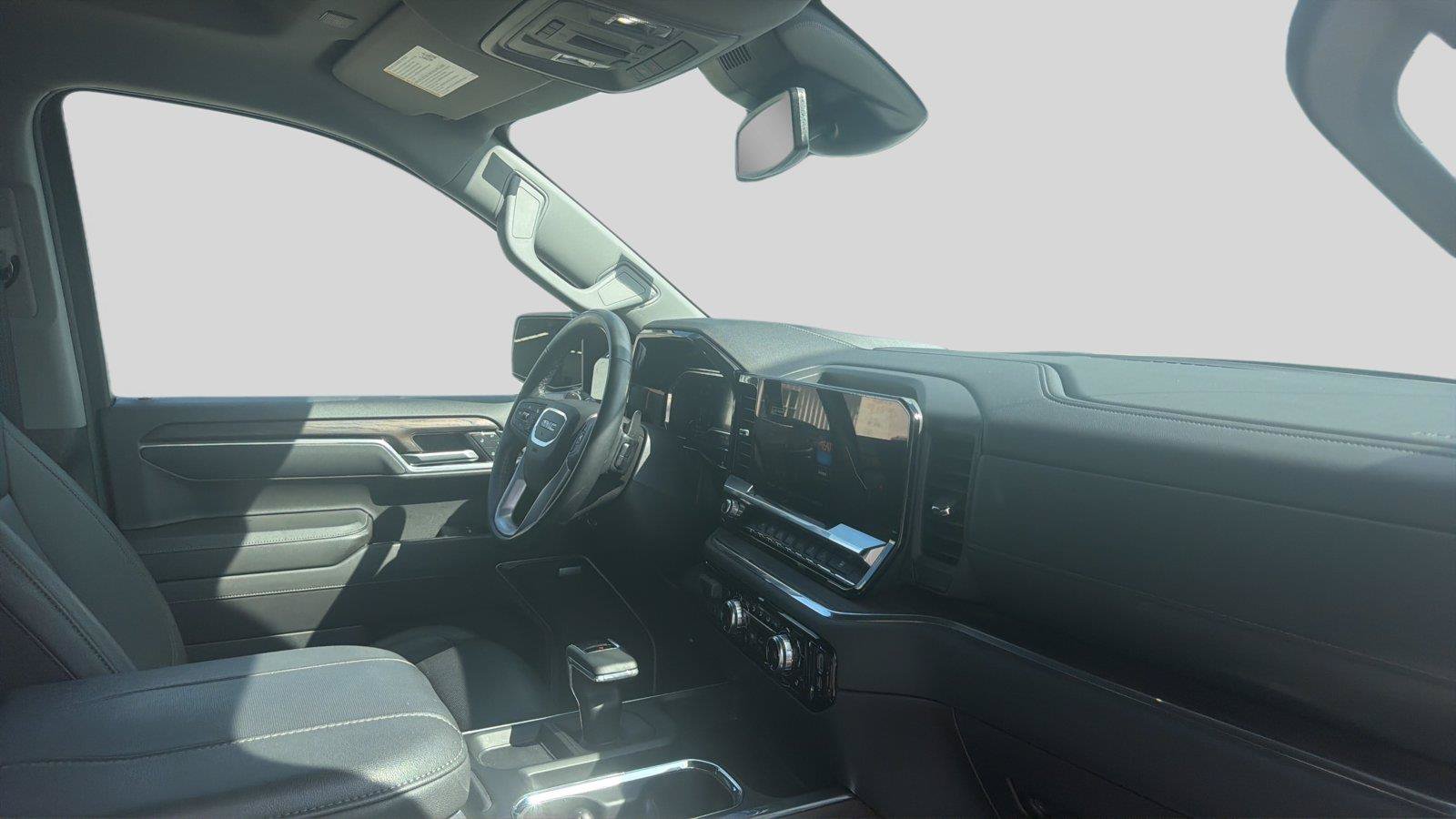 Used 2024 GMC Sierra 1500 SLT w/ SLT Premium Plus Package AWD/4WD image 22