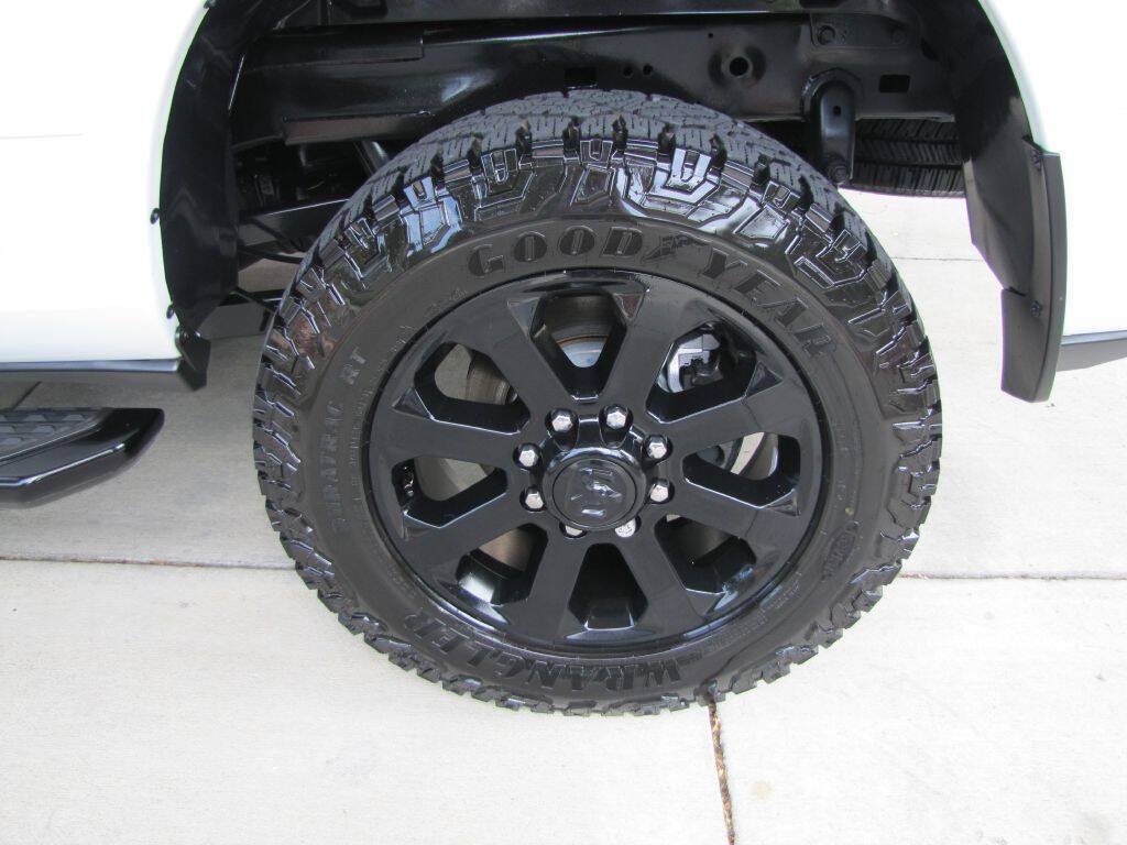 Used 2025 RAM 2500 Big Horn AWD/4WD image 34