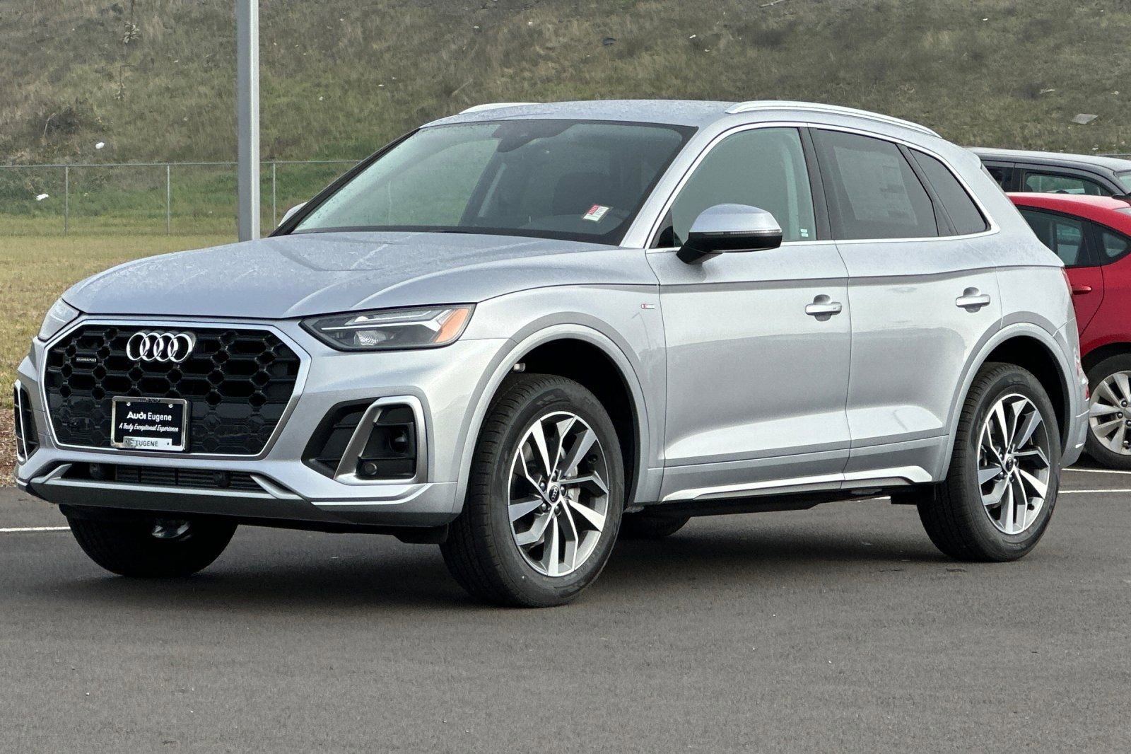 Used 2025 Audi Q5 2.0T Premium image 7