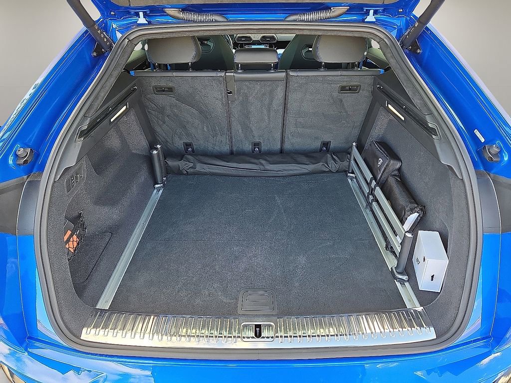 Used 2023 Lamborghini Urus S image 13