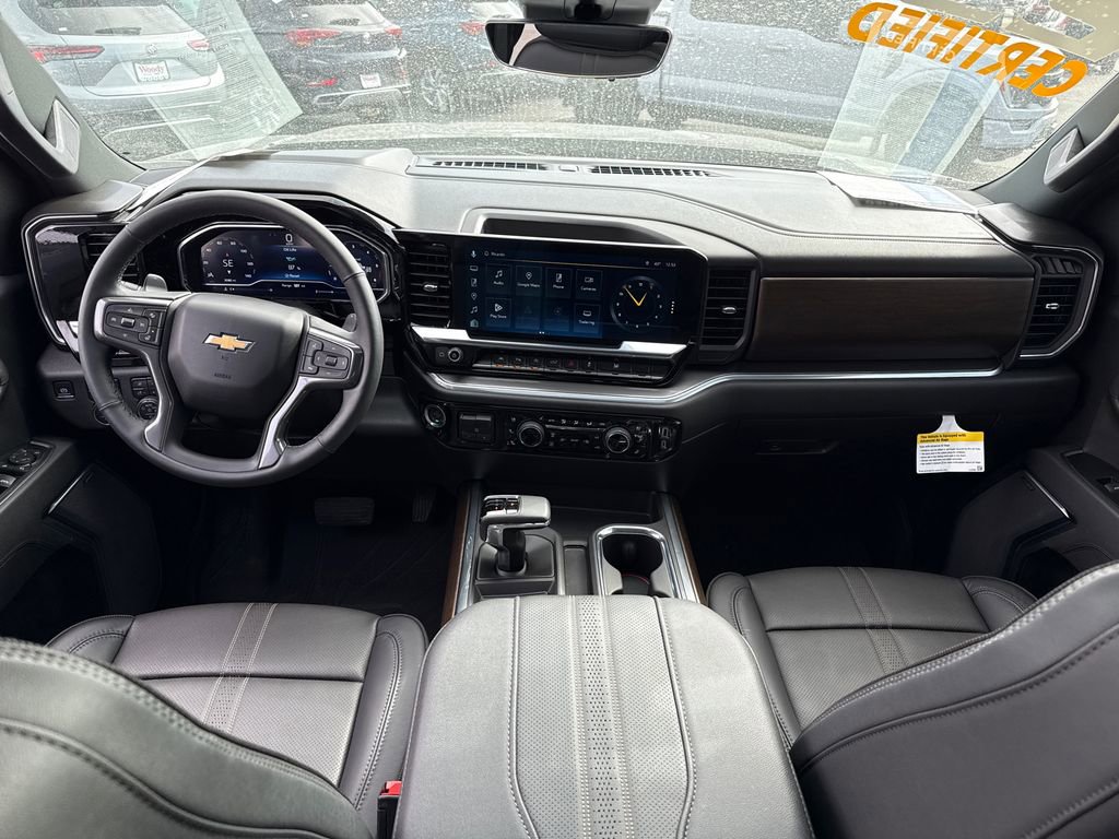 Certified 2025 Chevrolet Silverado 1500 High Country w/ High Country Premium Package image 32
