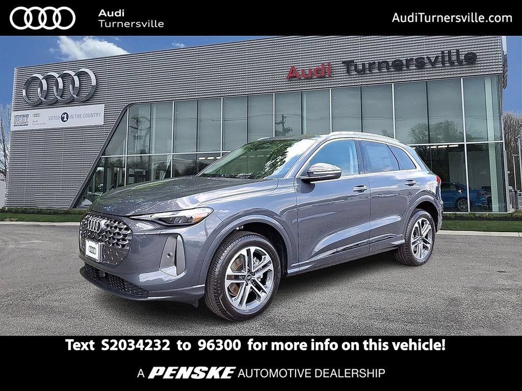 Used 2025 Audi Q5 Premium w/ Convenience Package