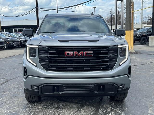 Used 2025 GMC Sierra 1500 Elevation image 8