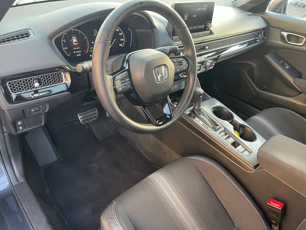 Used 2024 Honda Civic Sport image 6