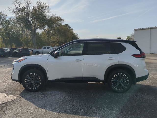 Certified 2025 Nissan Rogue SL w/ Tech Package image 7