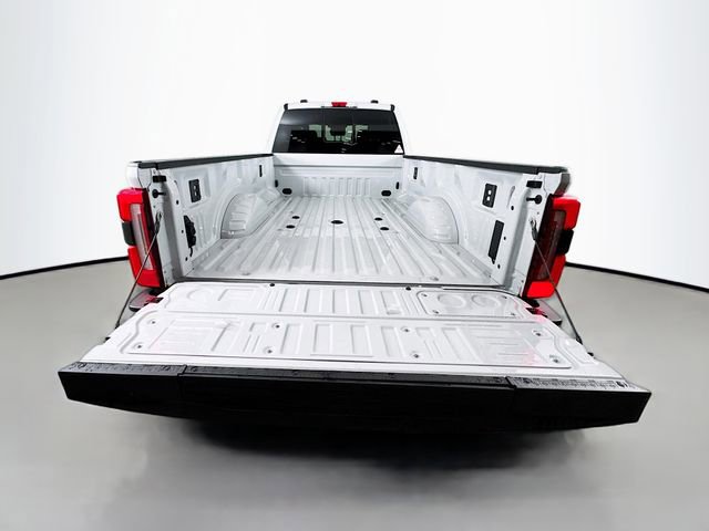 New 2026 Ford F450 Platinum image 28