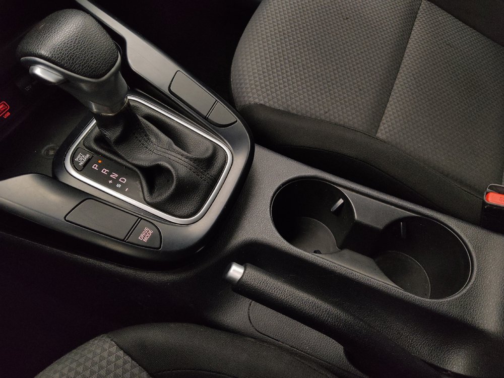 Used 2021 Kia Soul LX FWD image 26