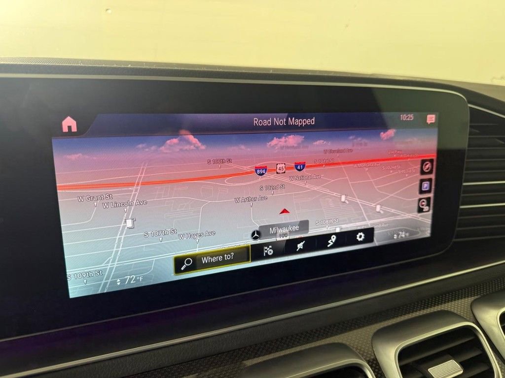Used 2022 Mercedes-Benz GLS 580 4MATIC image 21