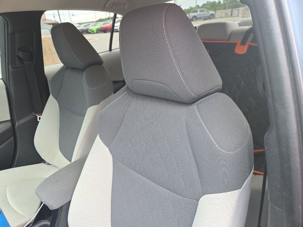 Used 2022 Toyota Corolla LE FWD image 9