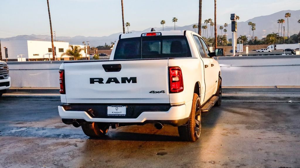 New 2026 RAM 1500 Express AWD/4WD image 9