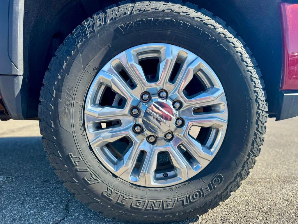 Used 2023 GMC Sierra 3500 Denali w/ Denali Ultimate Package image 12