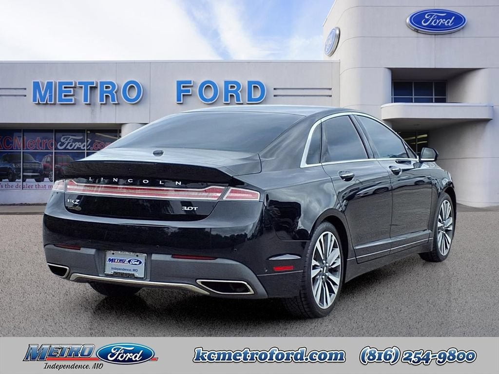 Used 2017 Lincoln MKZ Reserve w/ Technology Package FWD image 3