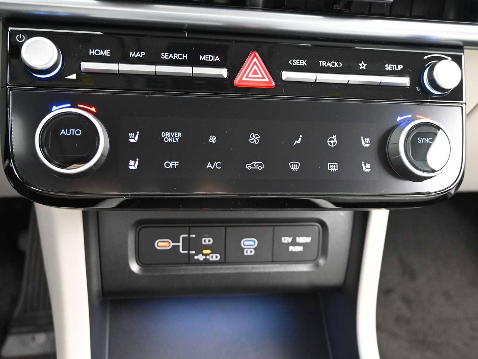 New 2026 Hyundai Tucson Limited image 18