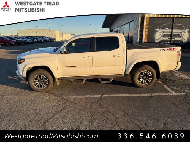 Used 2023 Toyota Tacoma TRD Sport w/ Technology Package image 4