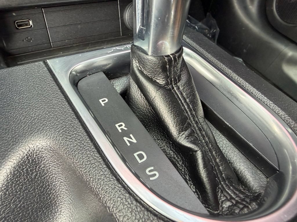 Used 2021 Ford Mustang Coupe RWD image 28