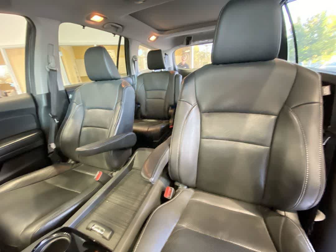 Used 2017 Honda Pilot Elite image 14