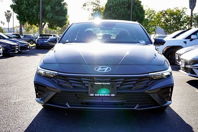 Certified 2026 Hyundai Elantra Sport FWD image 5
