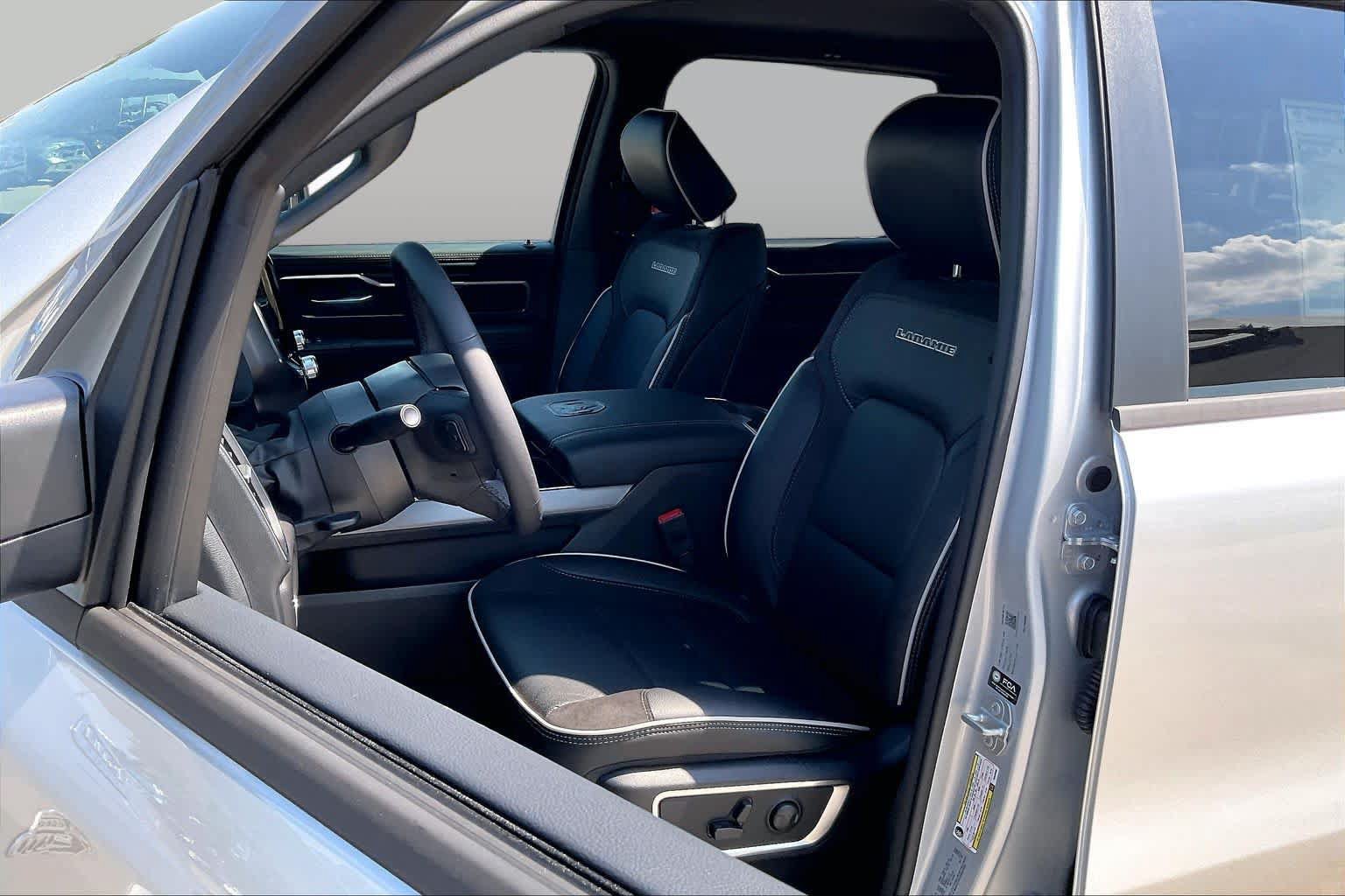 New 2027 RAM 1500 Laramie AWD/4WD image 9