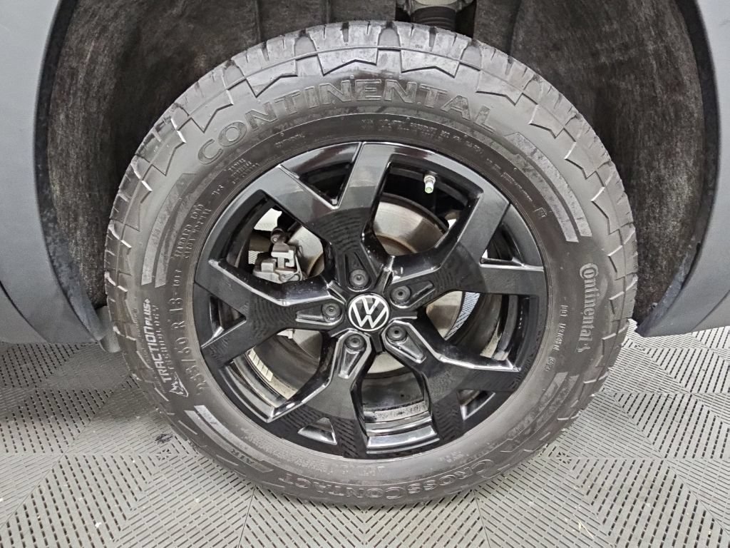 Used 2024 Volkswagen Atlas Peak Edition SEL AWD/4WD image 43
