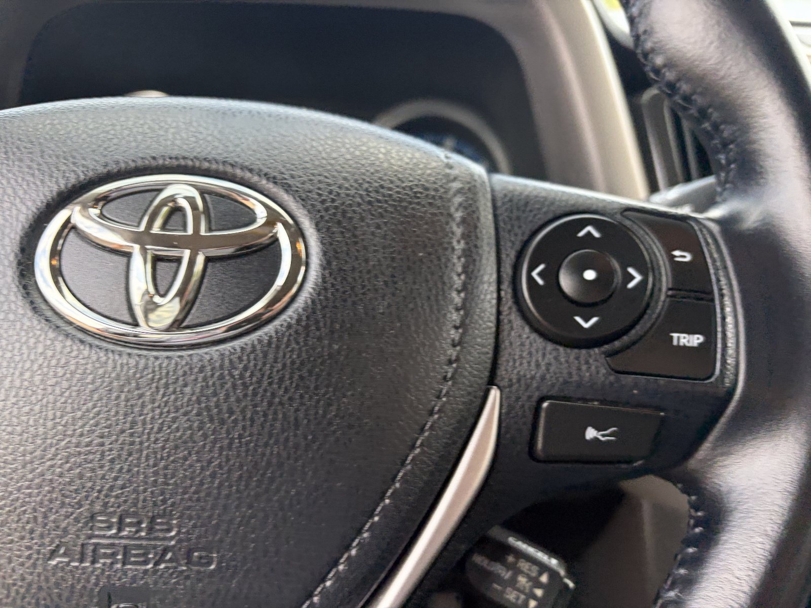 Used 2016 Toyota RAV4 Limited AWD/4WD image 30