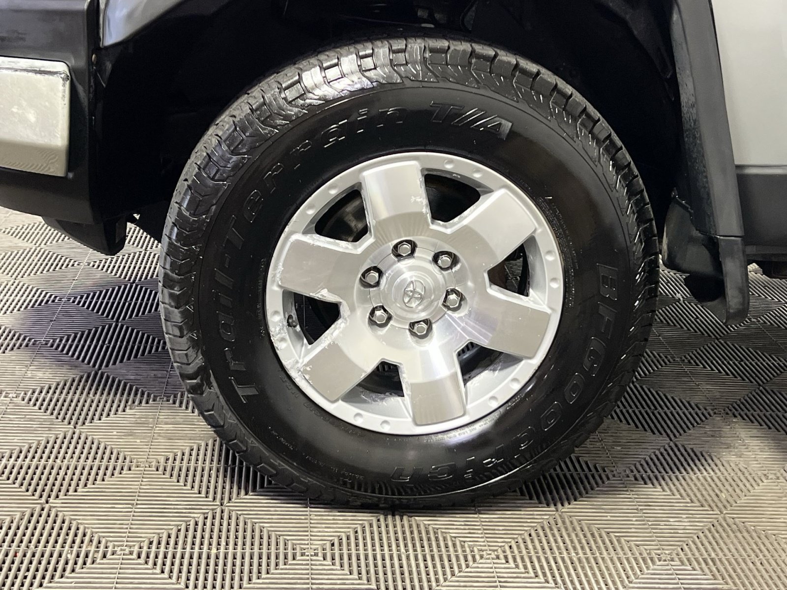 Used 2010 Toyota FJ Cruiser 4WD image 13