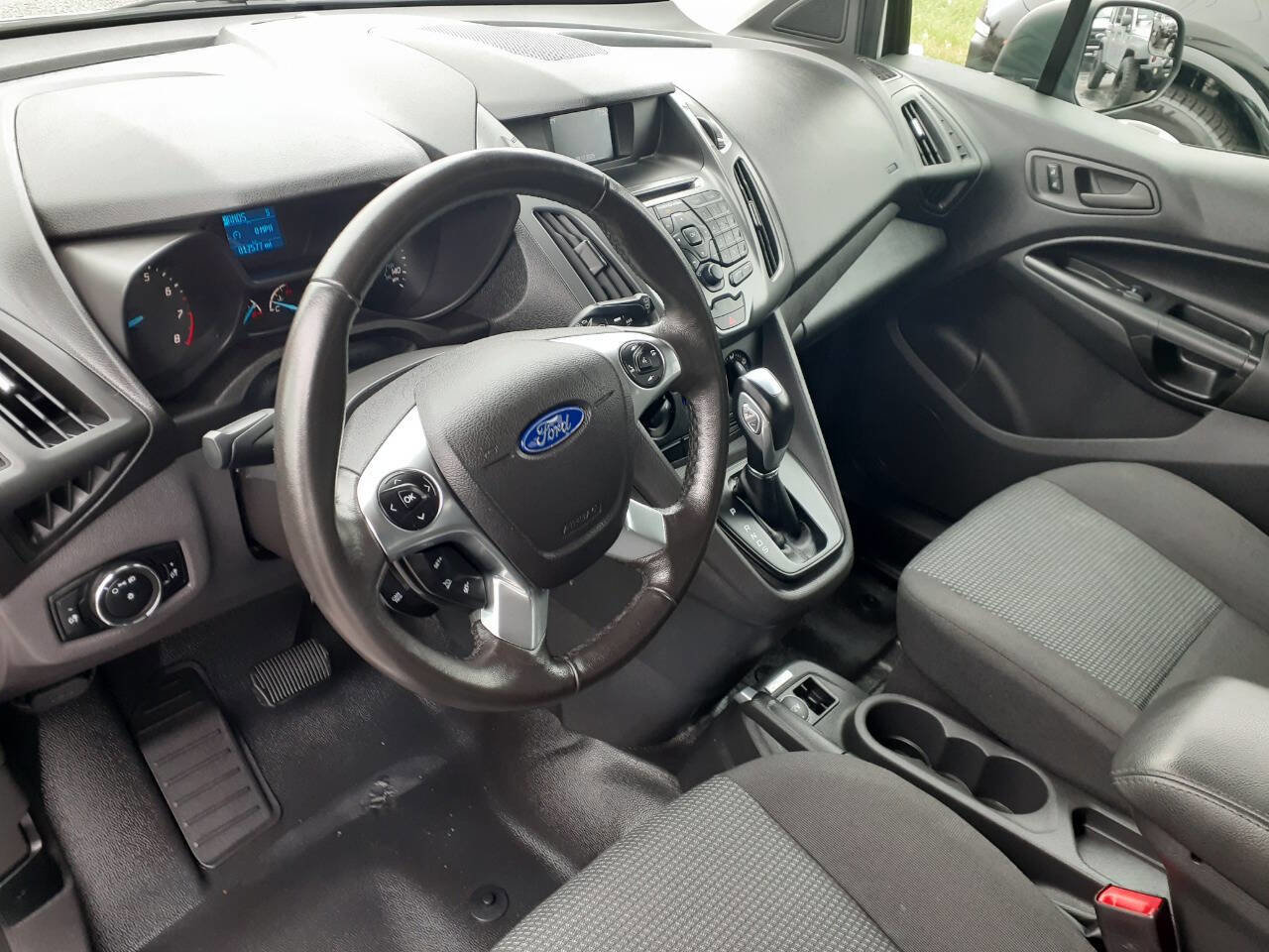 Used 2016 Ford Transit Connect XL image 9