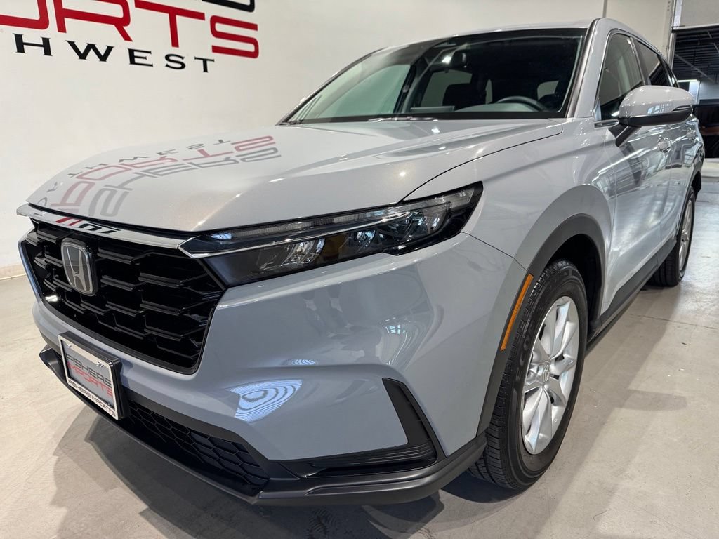 Used 2026 Honda CR-V EX image 2