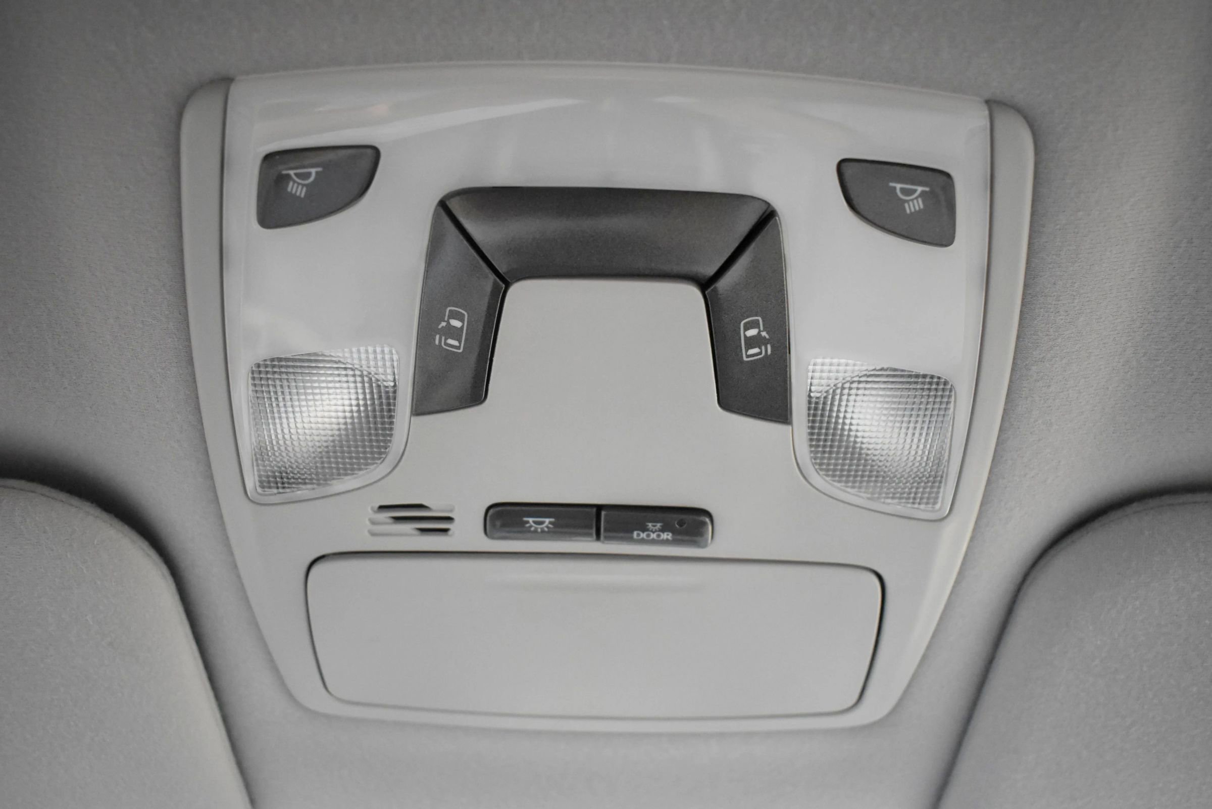 Used 2012 Toyota Sienna LE image 28