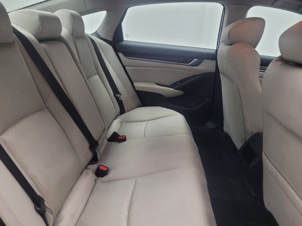 Used 2018 Honda Accord LX image 19