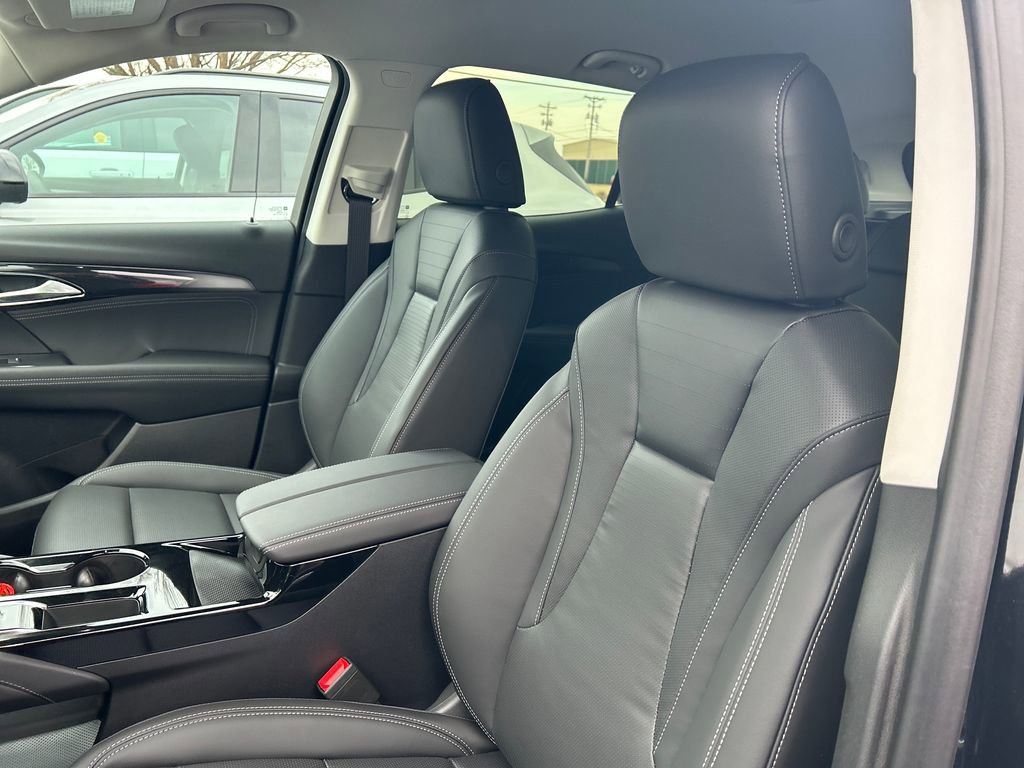 New 2026 Buick Envision Preferred image 12