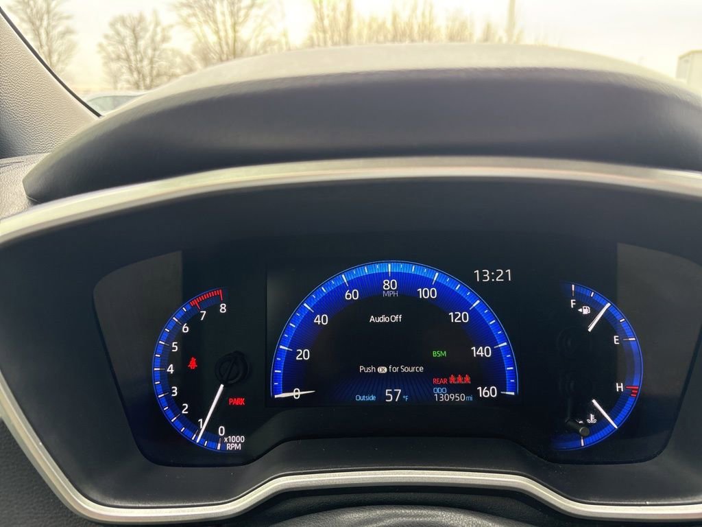 Used 2021 Toyota Corolla XSE image 27