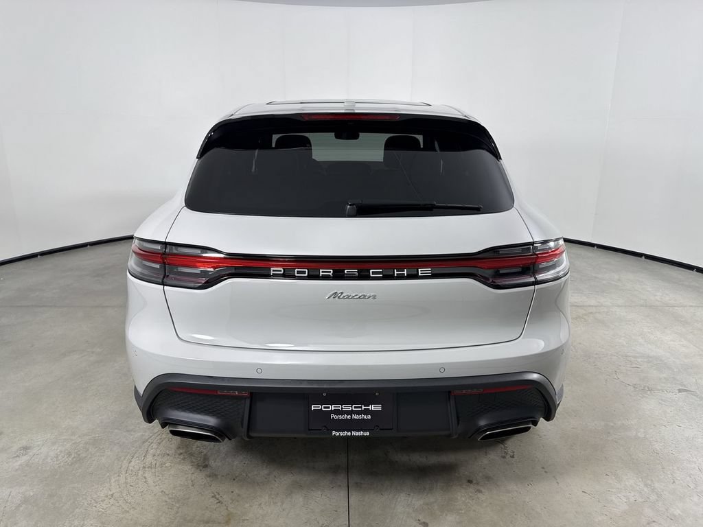 New 2026 Porsche Macan AWD/4WD image 6