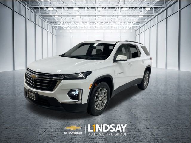 Used 2023 Chevrolet Traverse LT w/ Rear Camera Mirror Package