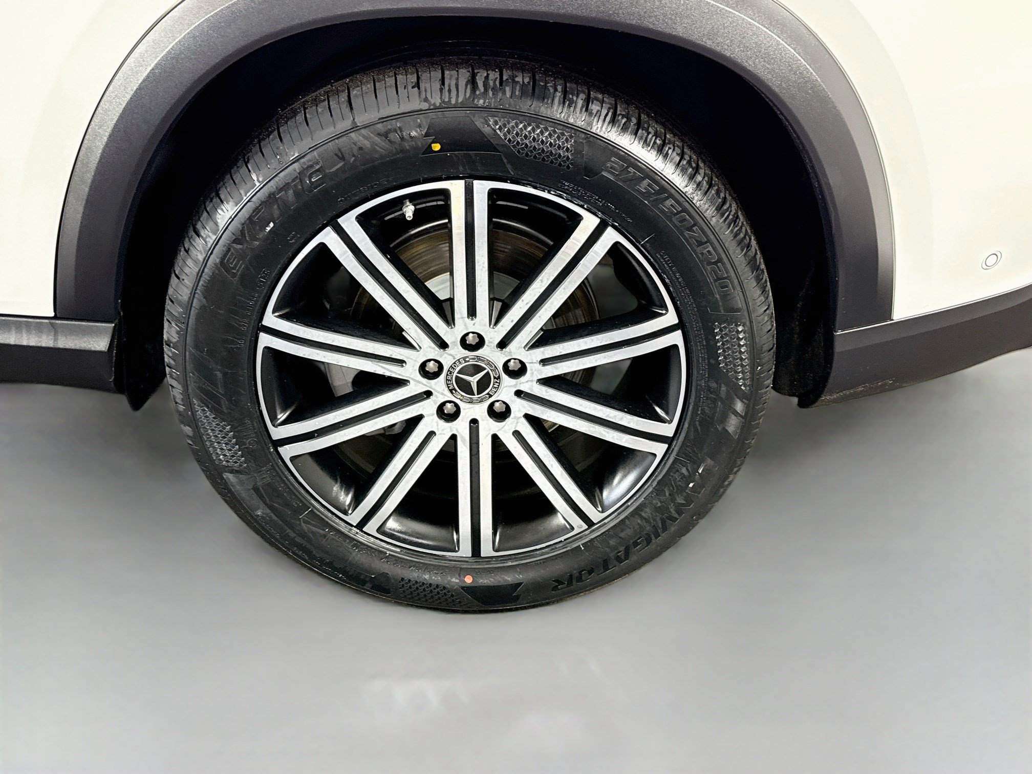 Used 2024 Mercedes-Benz GLE 450 4MATIC image 37
