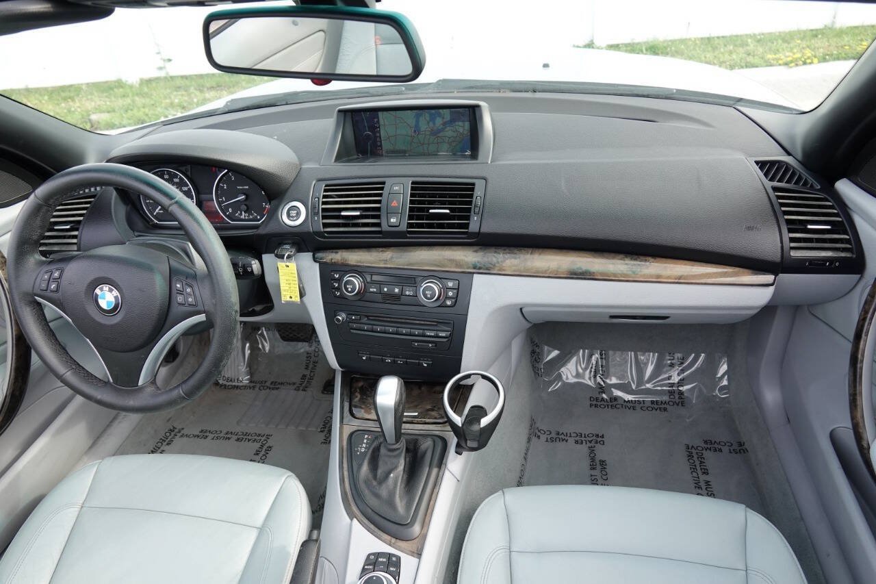 Used 2009 BMW 128i Convertible RWD image 74