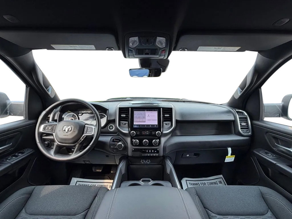 New 2026 RAM 1500 Express AWD/4WD image 30
