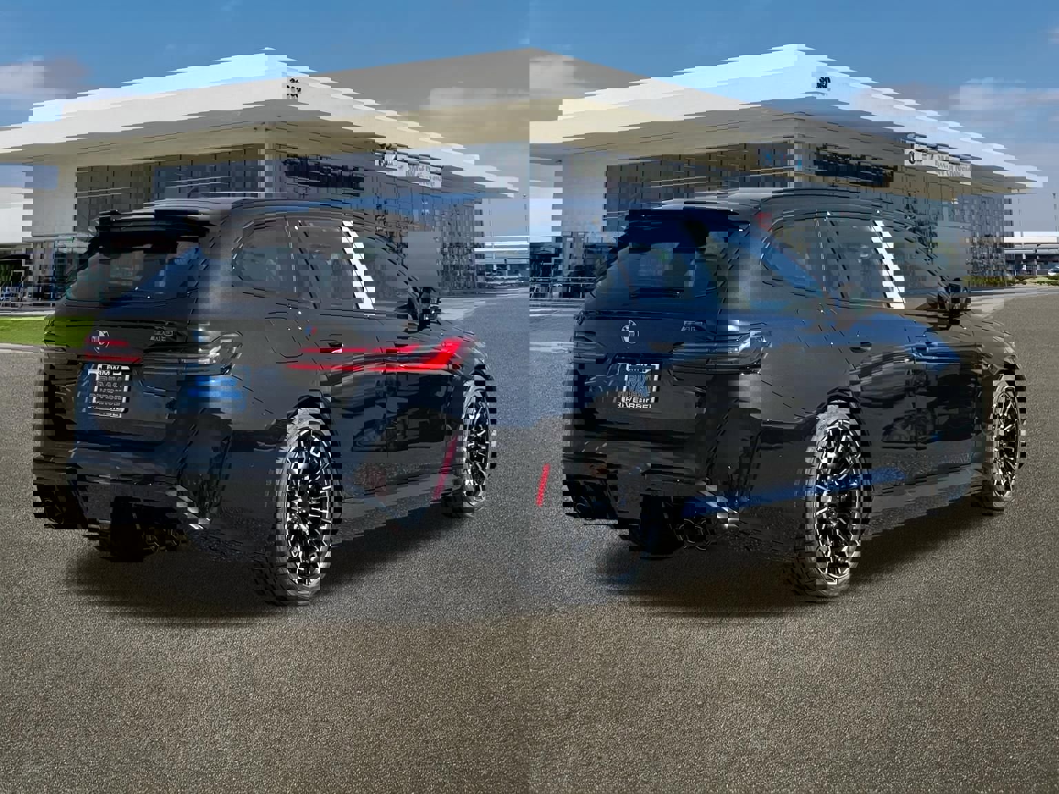 New 2026 BMW M5 Touring image 10