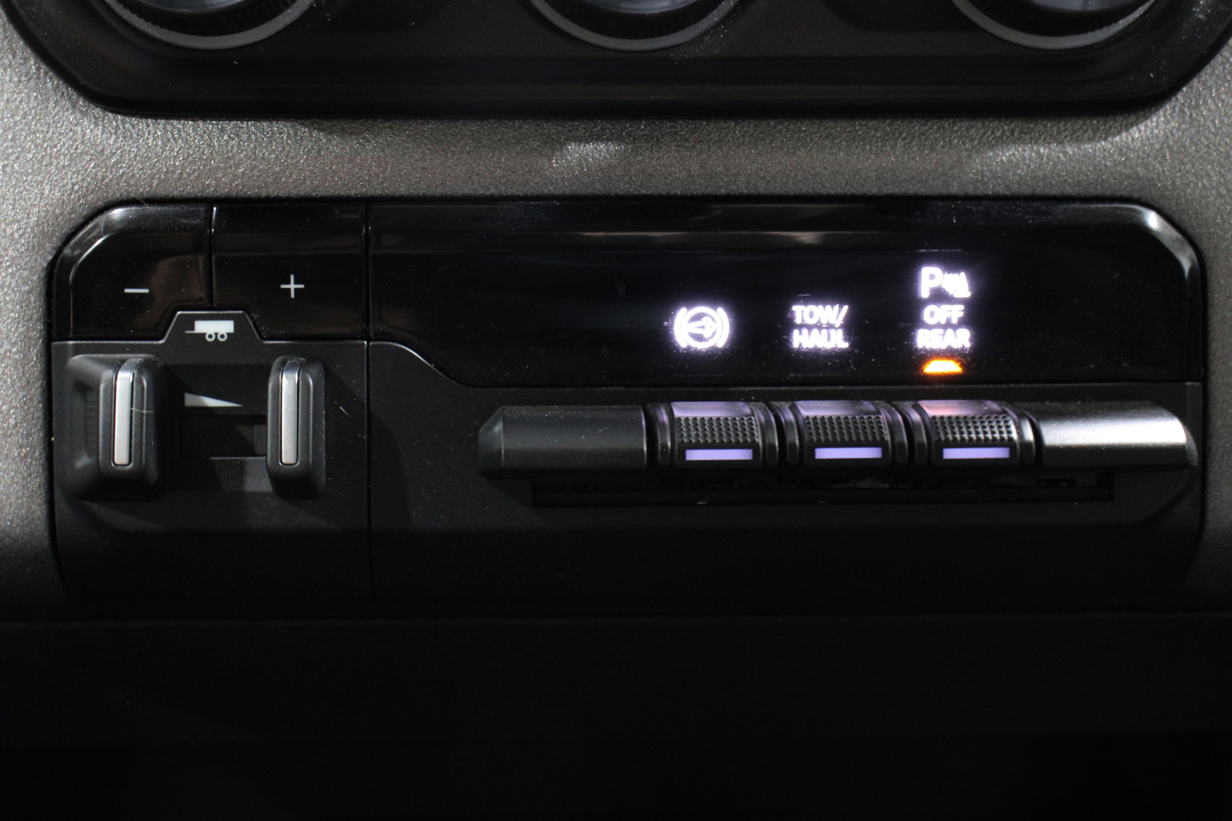 Used 2020 RAM 3500 Tradesman image 19